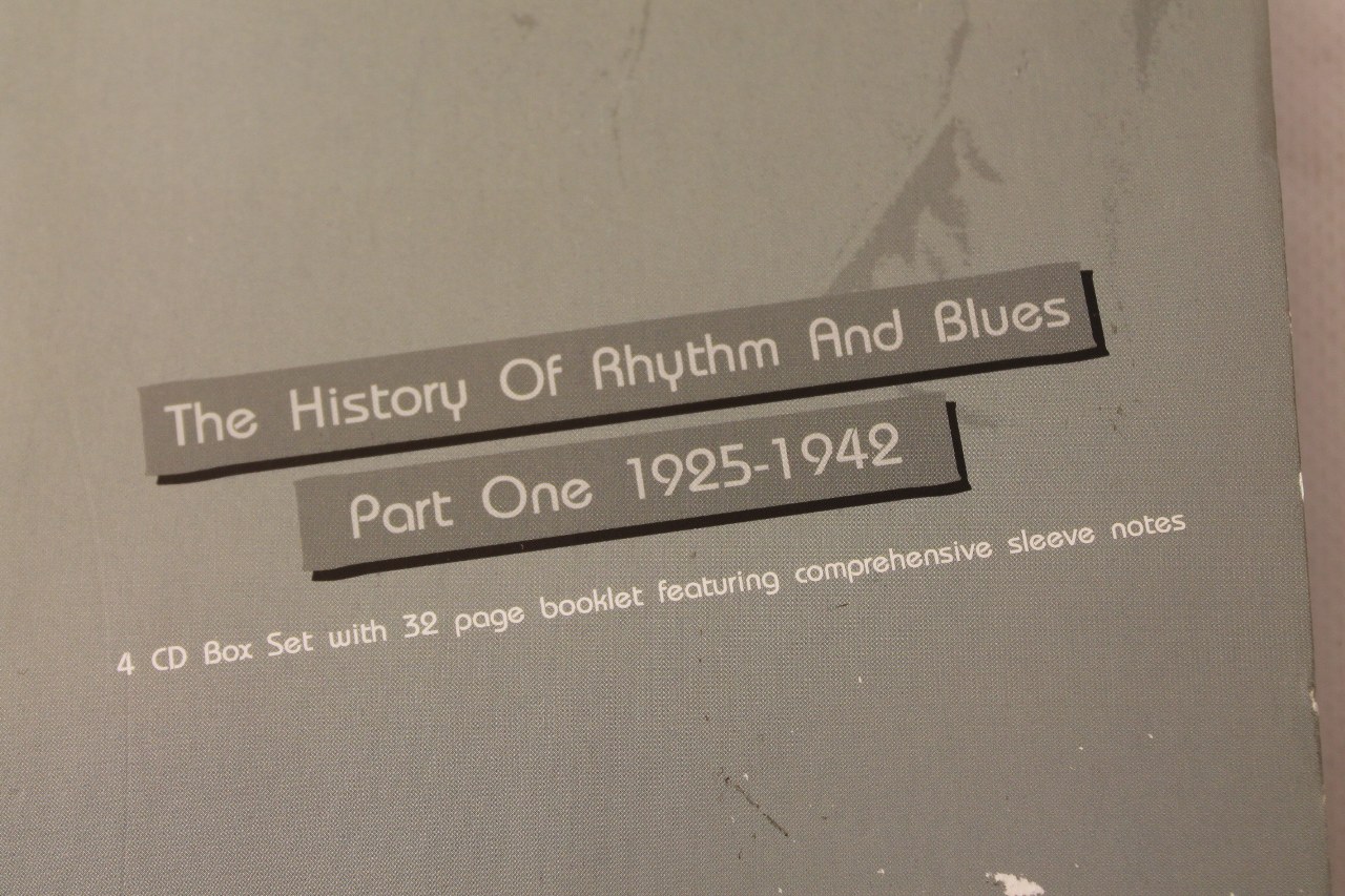 5065001126000 Various Artists-The History of Rhythm and Blues CD UK 2008