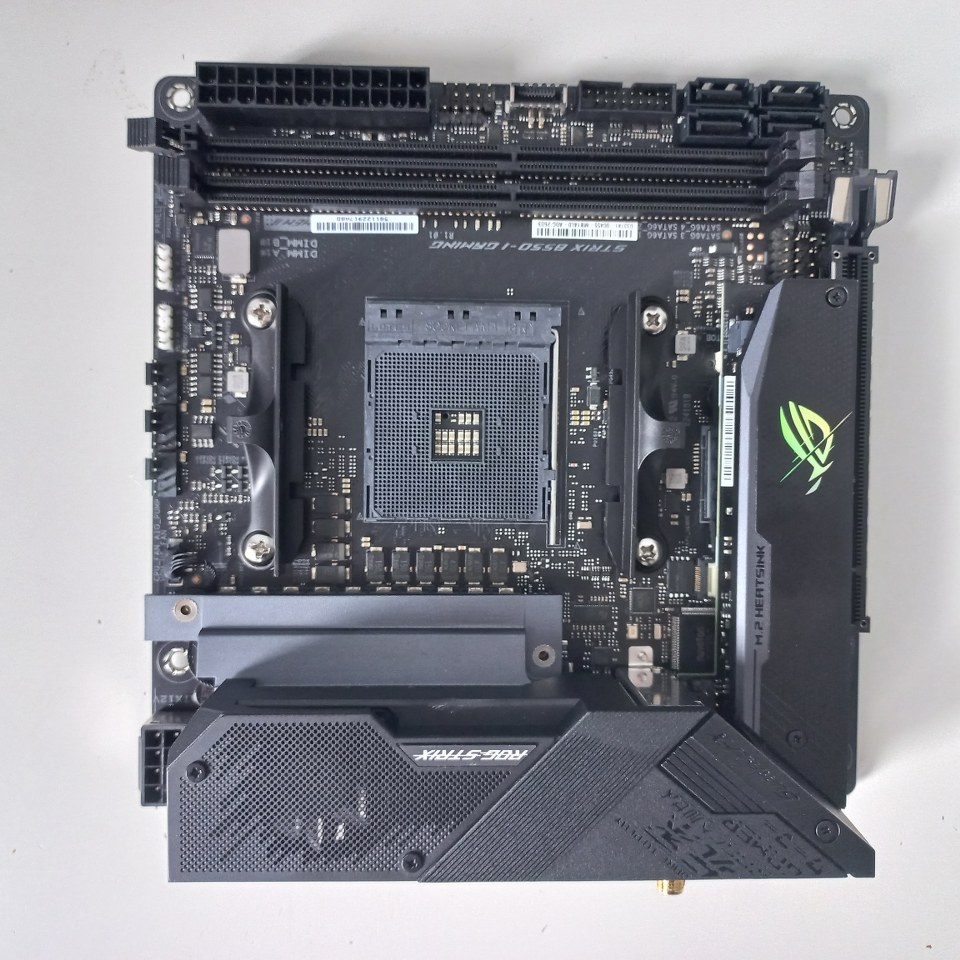 Asus ROG STRIX B550-I GAMING Mini ITX Socket AM4