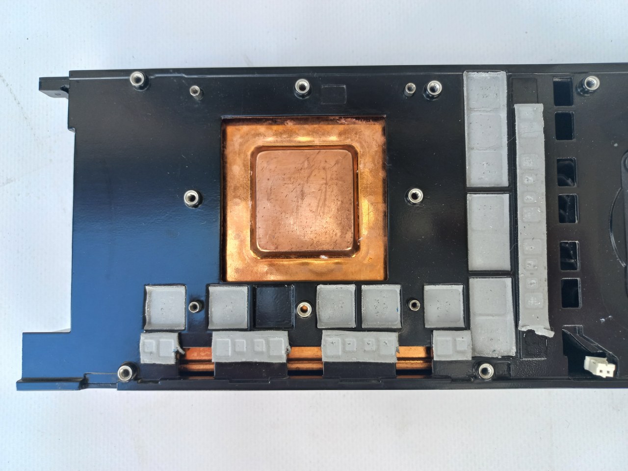 BFB1012SHA01 Chłodzenie AMD Radeon VEGA 56 8GB BFB1012SHA01 12V 2.40a 4-pin