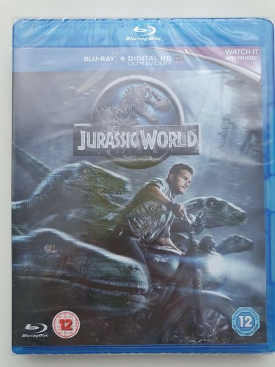 Jurassic World Blu - ray + Digital HD UV English Spanish French Hindi NEW SEALED