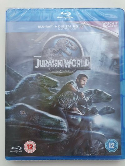Jurassic World Blu - ray + Digital HD UV English Spanish French Hindi NEW SEALED