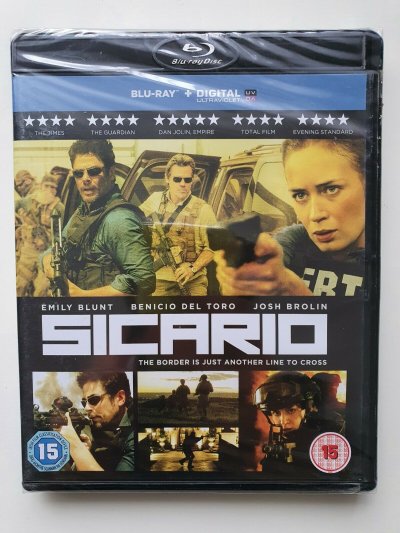 Sicario [Blu-ray + UV], E. Blunt, Benicio Del Toro, J. Brolin English NEW SEALED