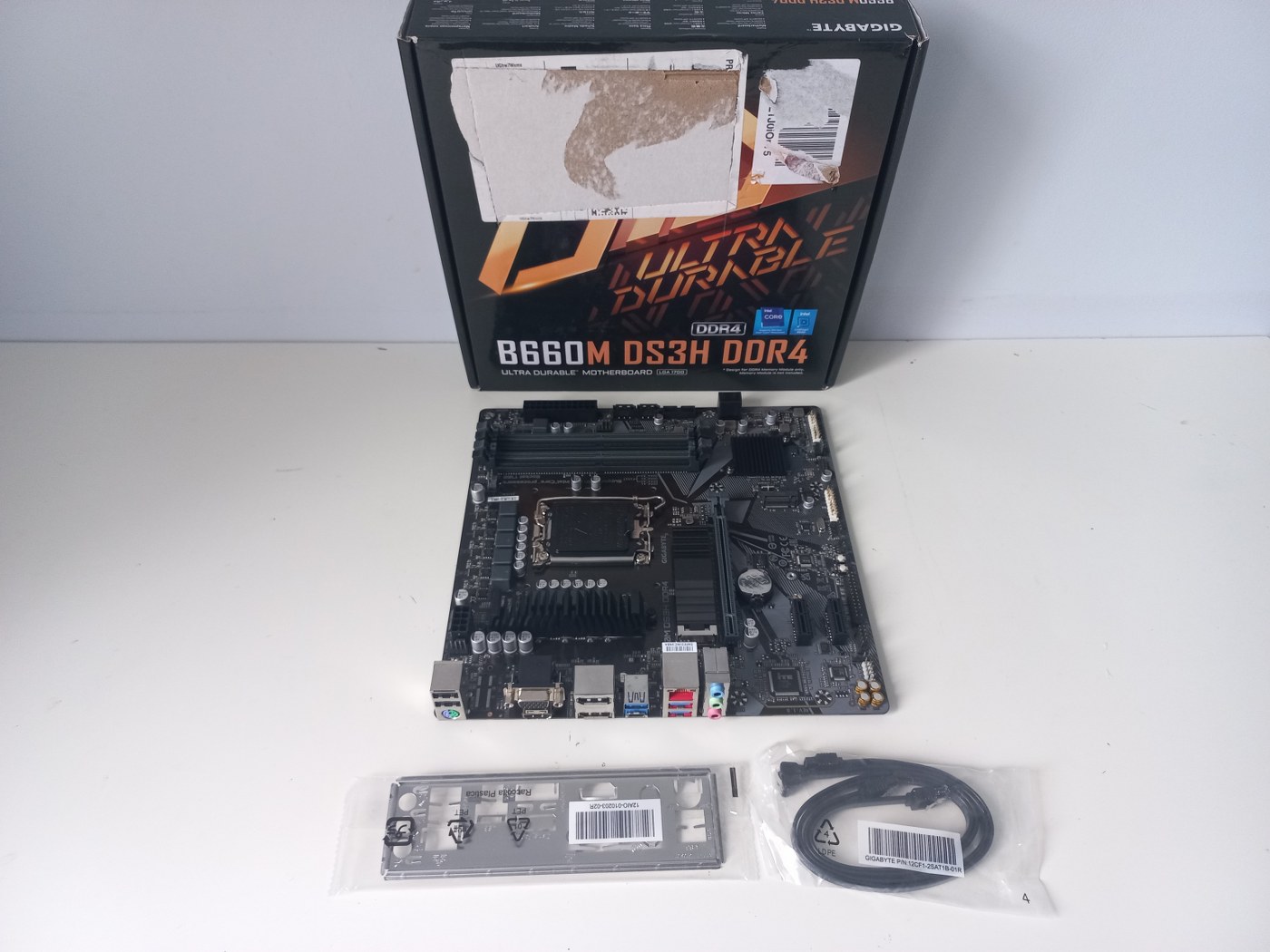 4719331830328 Gigabyte B660M DS3H DDR4 Socket 1700